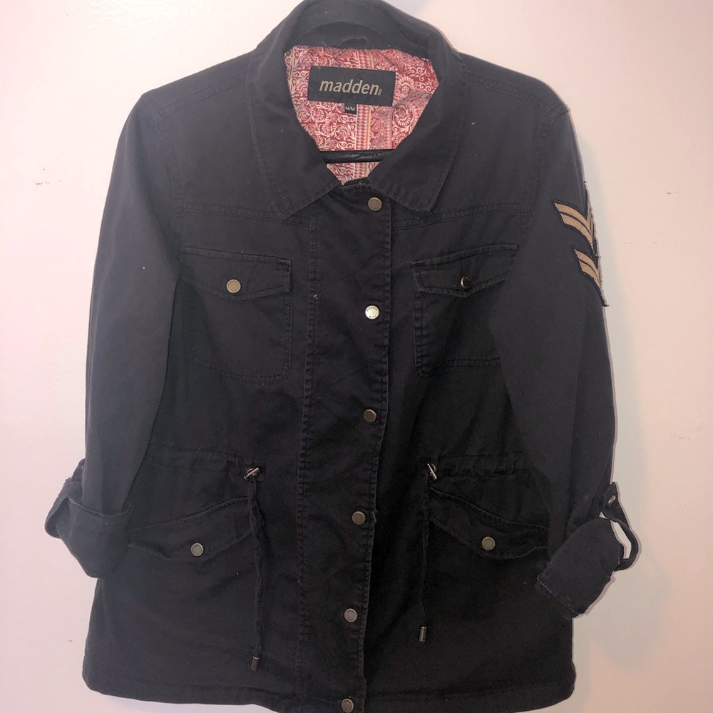 Jackets - Picture 2 of 4